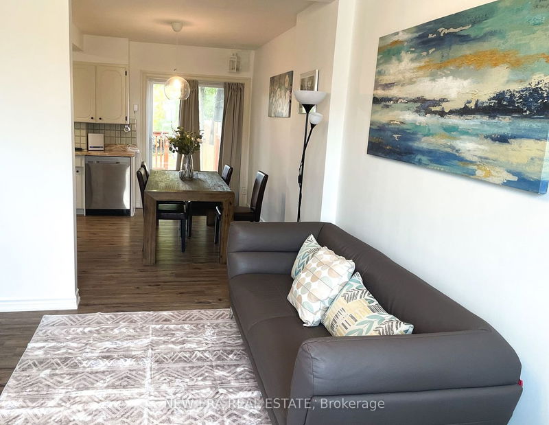 Preview image for 562 Royal York Rd, Toronto