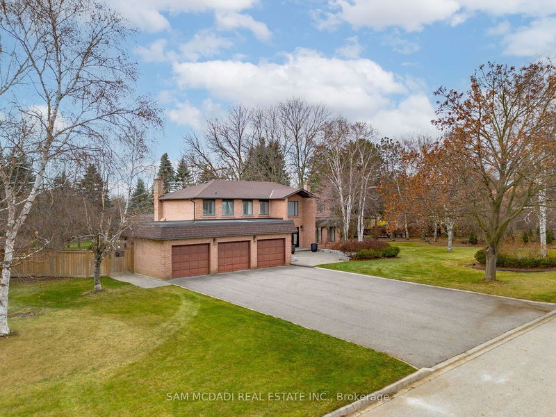 Preview image for 3 Huttonville Dr, Brampton