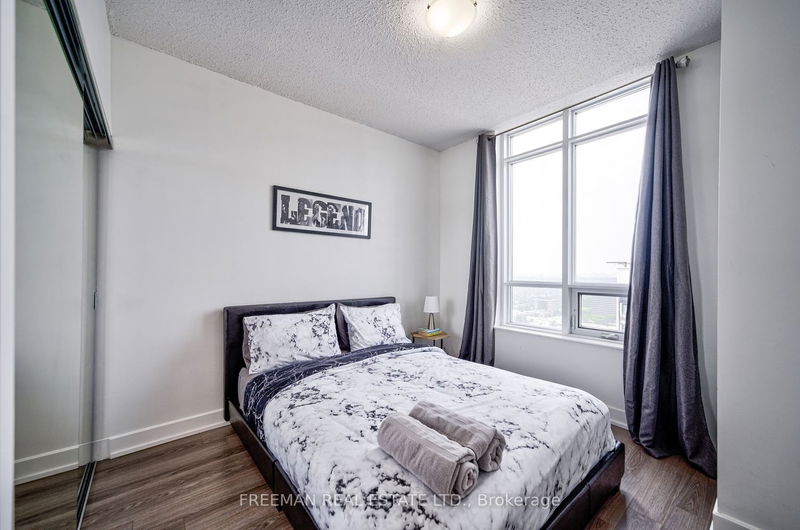 Preview image for 2 Eva Rd #Ph23, Toronto