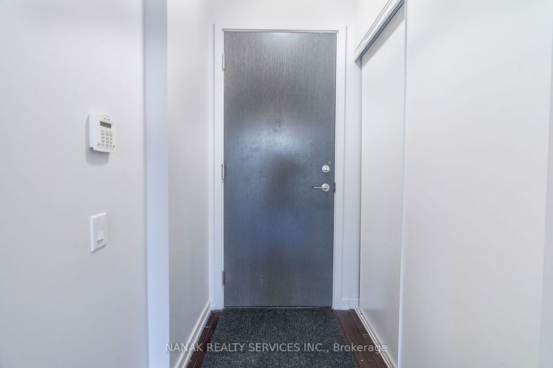 Preview image for 105 The Queensway Ave #2613, Toronto