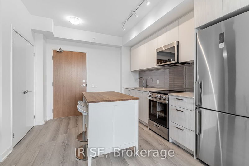 Preview image for 1787 St Clair Ave W #509, Toronto