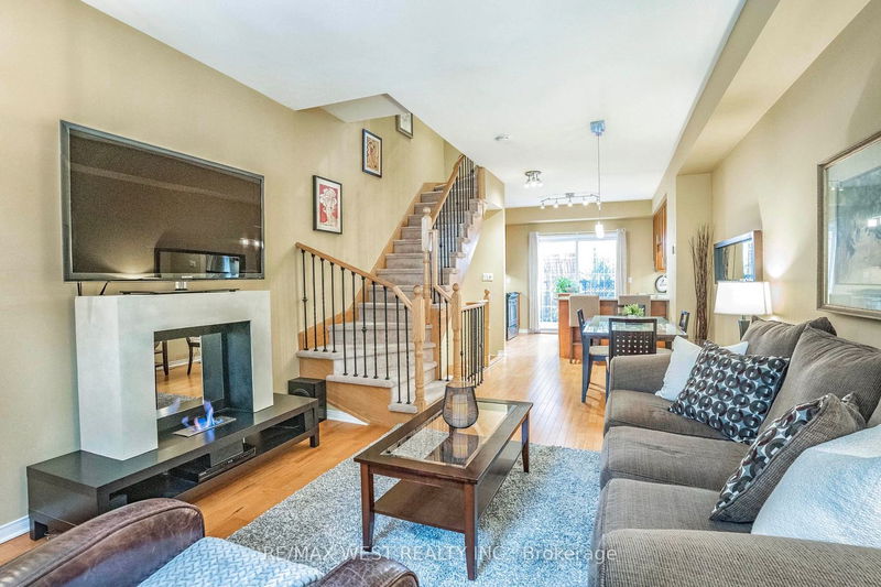 Preview image for 117A The Queensway #102, Toronto