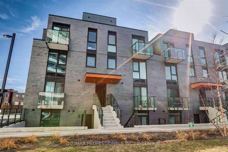 Preview image for 15 Brin Dr #5, Toronto