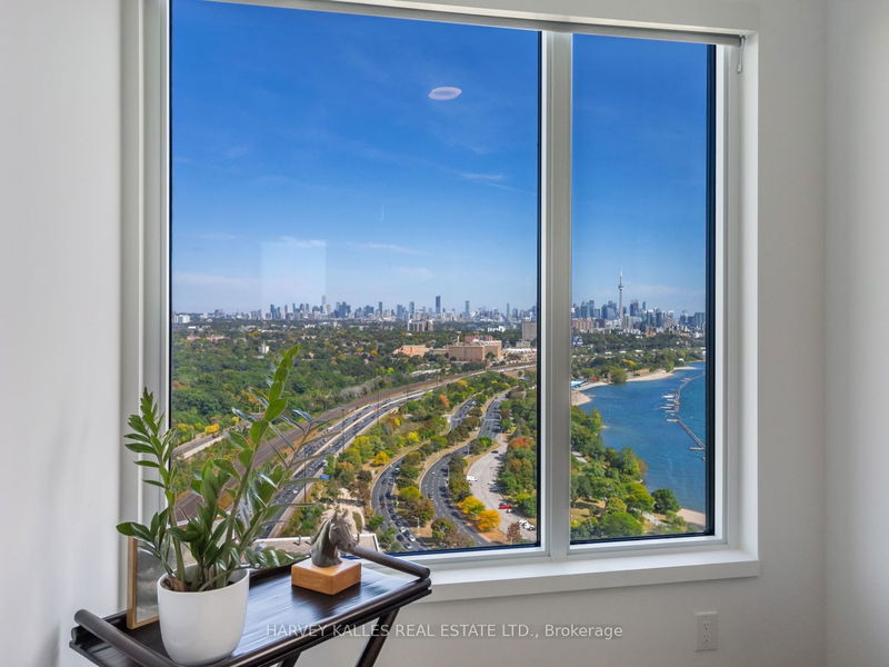 Preview image for 1926 Lake Shore Blvd W #3906, Toronto