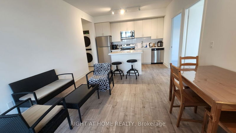 Preview image for 10 Wilby Cres #702, Toronto