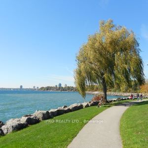 Preview image for 208 Lake Prom, Toronto