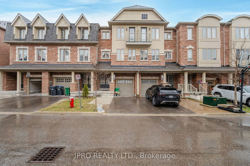 Preview image for 9 Hobart Gdns, Brampton