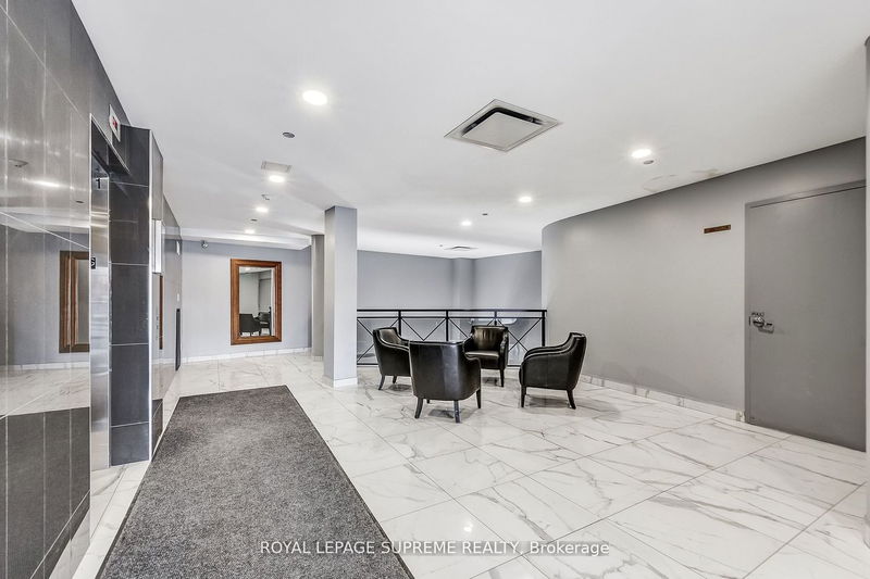 Preview image for 1415 Lawrence Ave W #414, Toronto