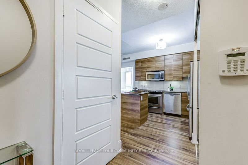 Preview image for 15 Viking Lane #1407, Toronto