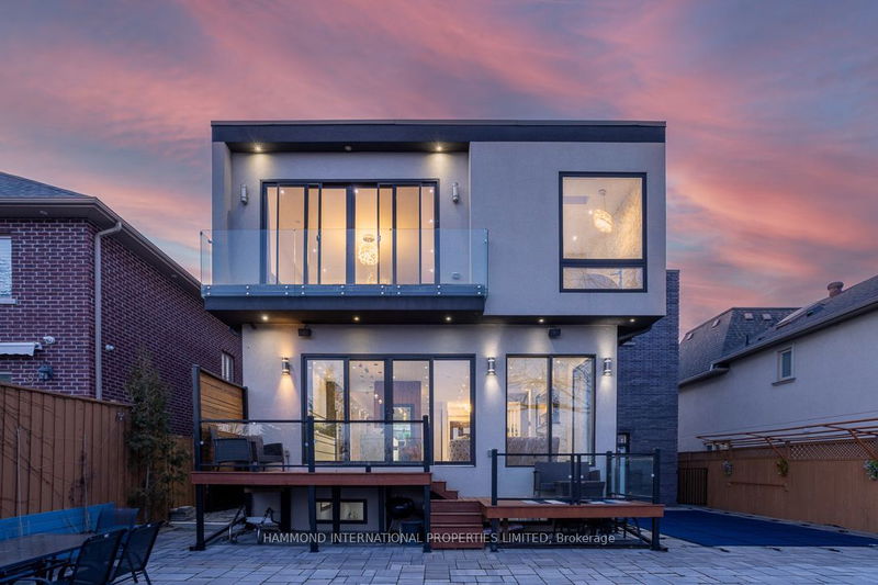 Preview image for 46 Ravenscrest Dr, Toronto