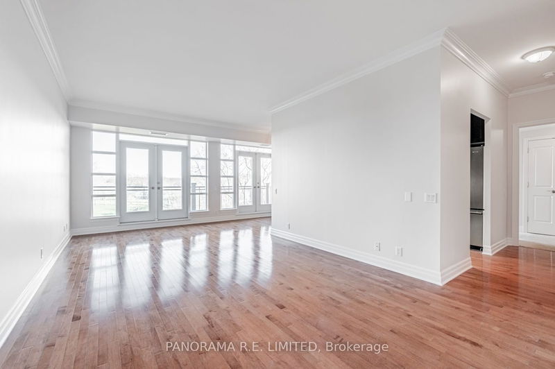 Preview image for 9 Burnhamthorpe Cres #507, Toronto