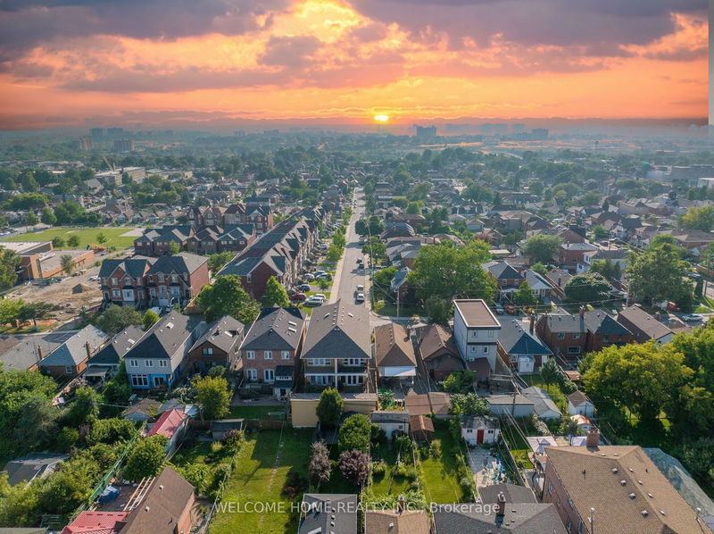 Preview image for 309 Kane Ave, Toronto