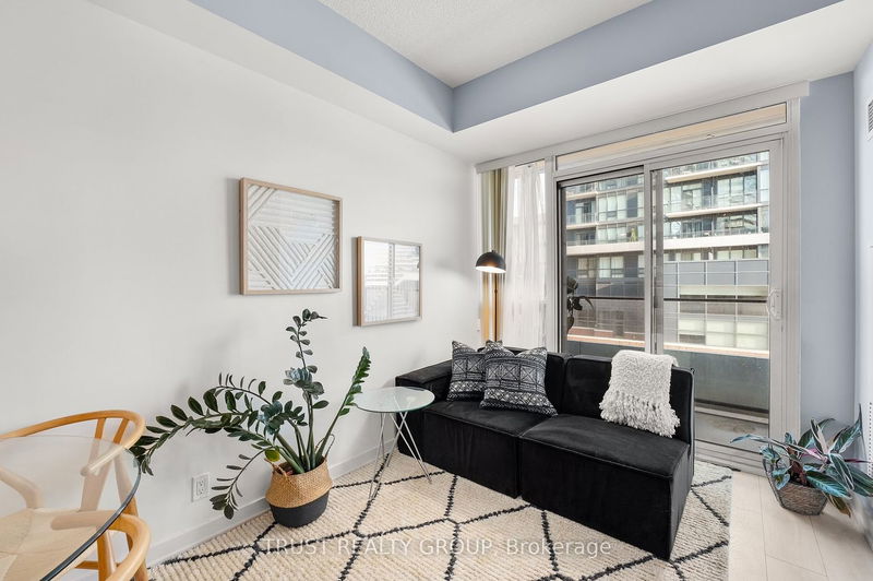 Preview image for 2212 Lake Shore Blvd W #614, Toronto