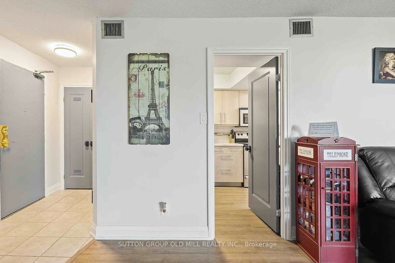 Preview image for 95 La Rose Ave S #301, Toronto