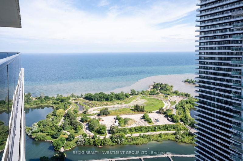 Preview image for 70 Annie Craig Dr #4007, Toronto