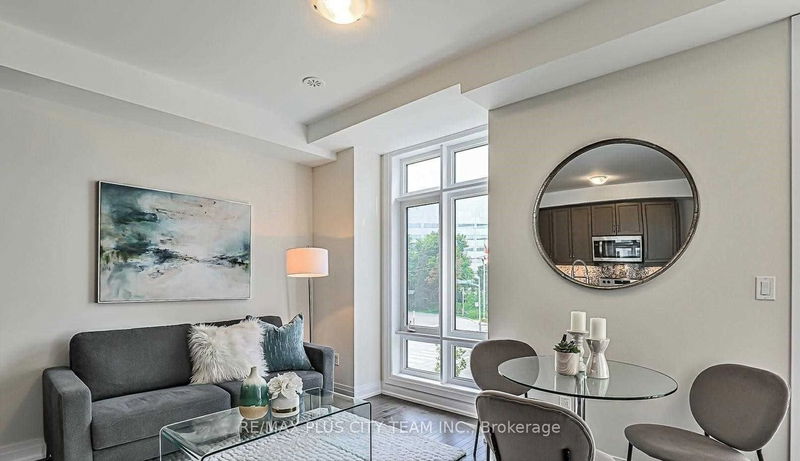 Preview image for 721 Lawrence Ave W #66, Toronto