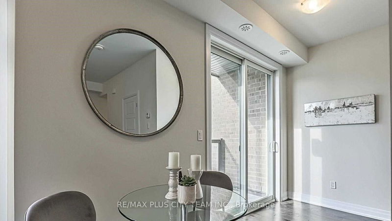 Preview image for 721 Lawrence Ave W #66, Toronto