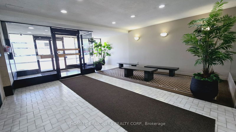 Preview image for 2825 Islington Ave #315, Toronto
