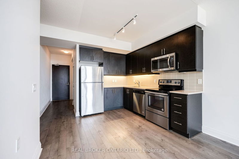 Preview image for 15 Zorra St #1006, Toronto