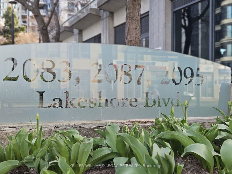 Preview image for 2087 Lake Shore Blvd W #1001, Toronto