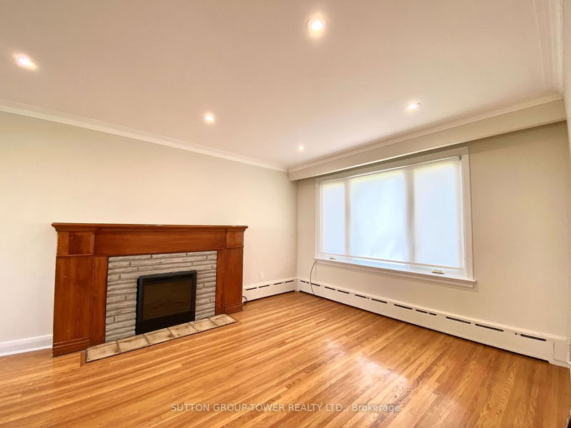 Preview image for 53 Venn Cres, Toronto