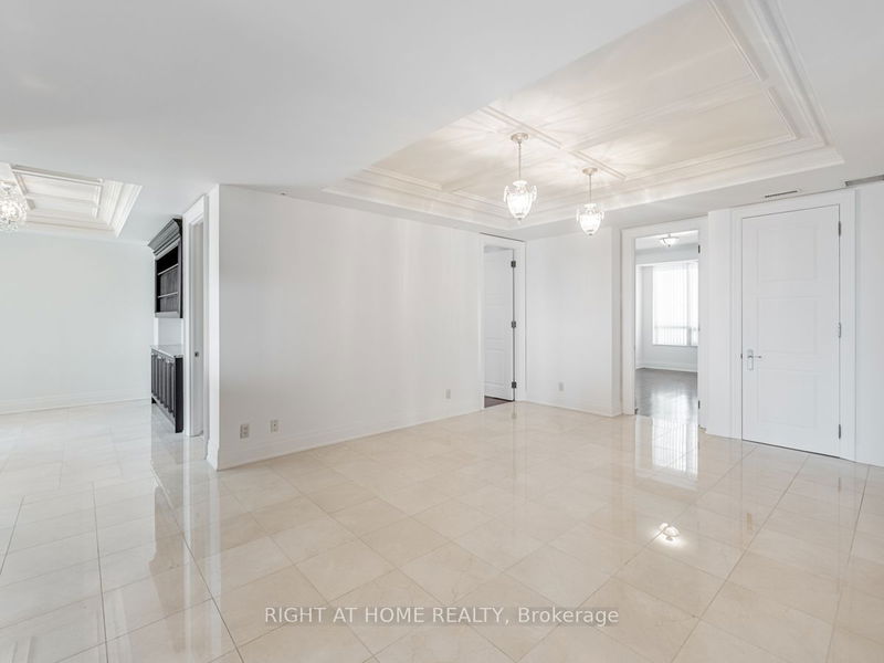 Preview image for 2095 Lake Shore Blvd W #Lph19, Toronto