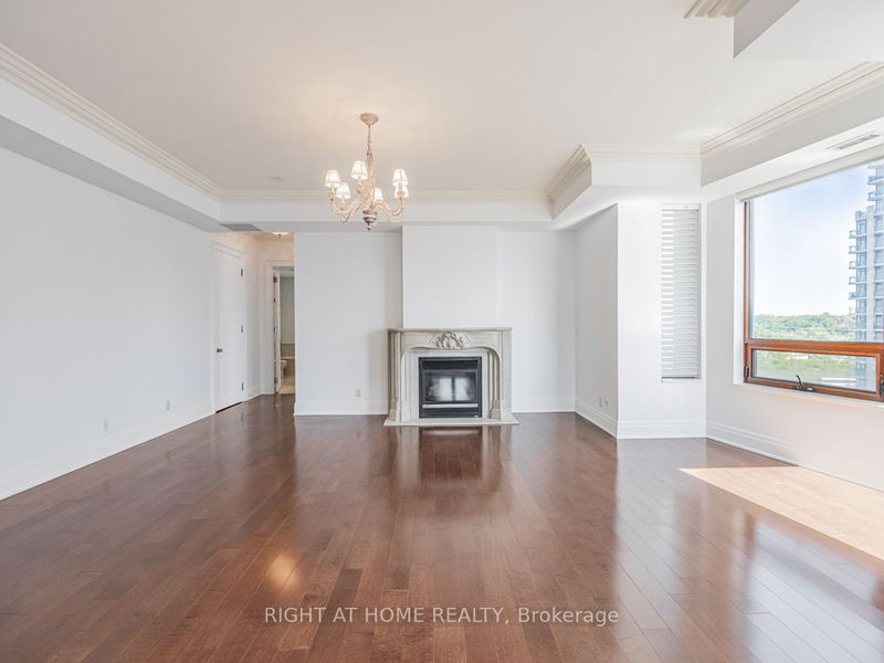 Preview image for 2095 Lake Shore Blvd W #Lph19, Toronto