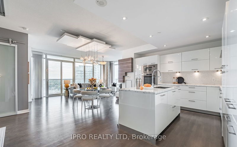 Preview image for 90 Park Lawn Rd #2517, Toronto