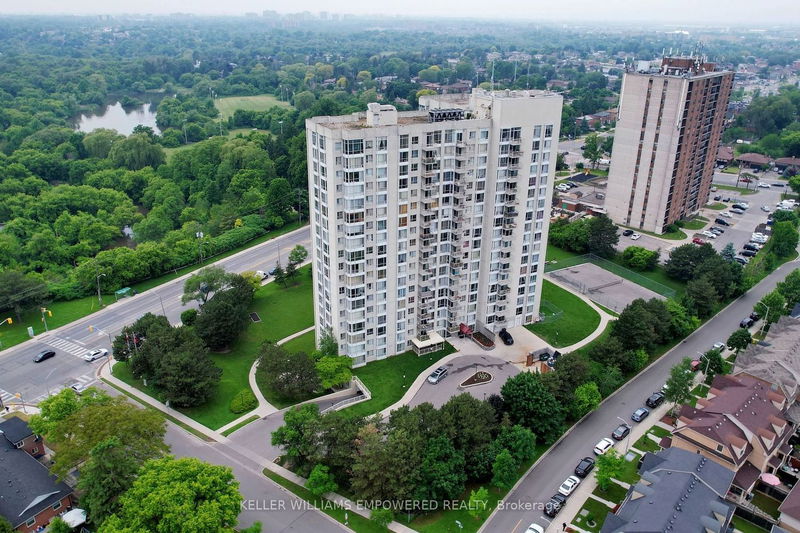 Preview image for 3077 Weston Rd #1811, Toronto