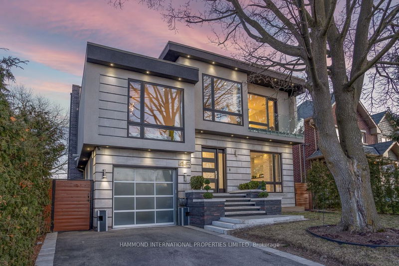 Preview image for 46 Ravenscrest Dr, Toronto