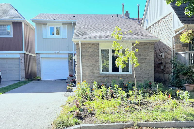 Preview image for 16 Newington Cres, Toronto