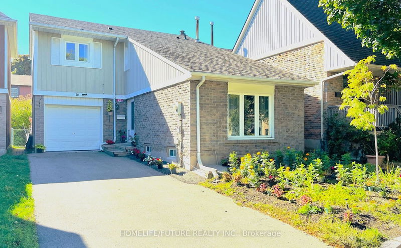 Preview image for 16 Newington Cres, Toronto
