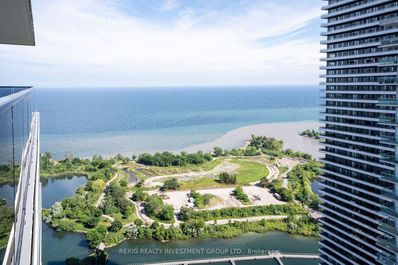 Preview image for 70 Annie Craig Dr #4007, Toronto