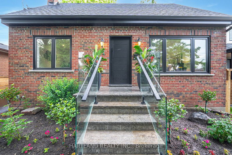 Preview image for 18 Shaver Ave N, Toronto