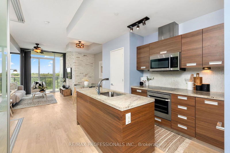 Preview image for 88 Park Lawn Rd #602, Toronto