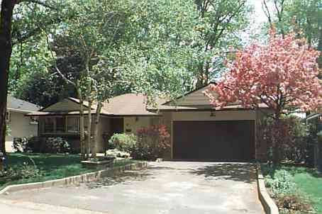 Preview image for 9 Farningham Cres, Toronto