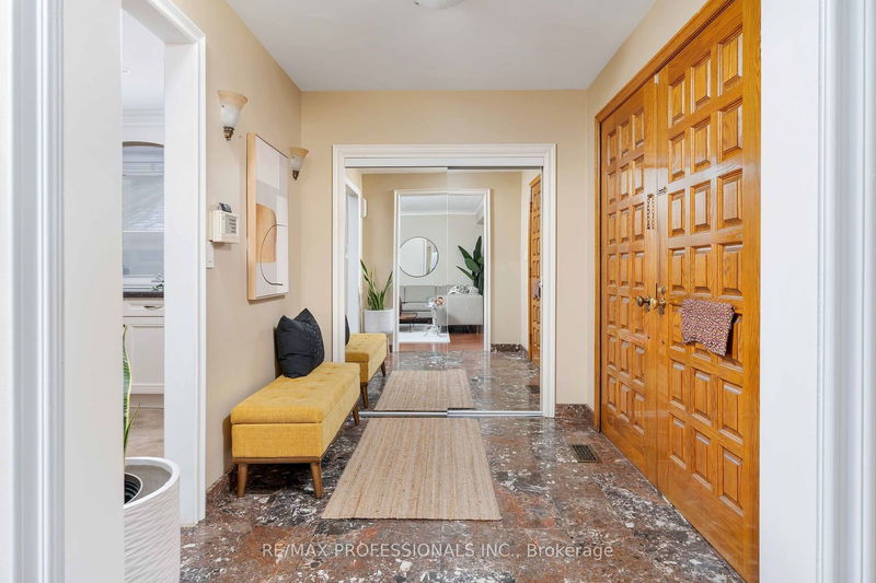 Preview image for 373 Markland Dr, Toronto