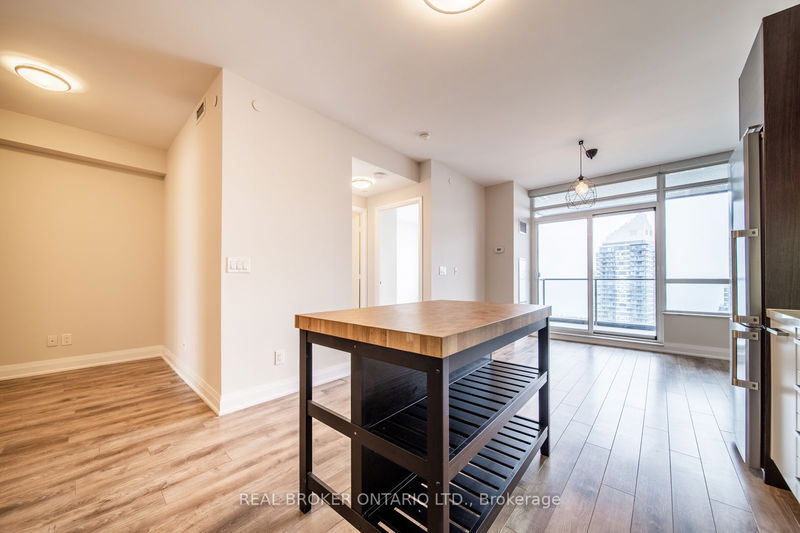 Preview image for 36 Park Lawn Rd #3501, Toronto