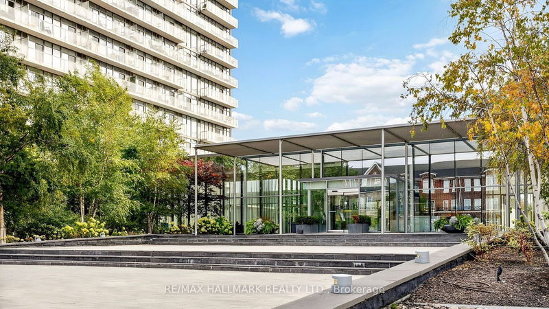 Preview image for 103 The Queensway Way #812, Toronto