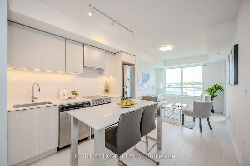 Preview image for 26 Gibbs Rd W #535, Toronto