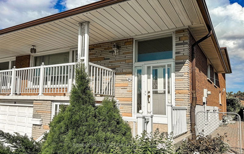 Preview image for 94 Blossom Cres, Toronto