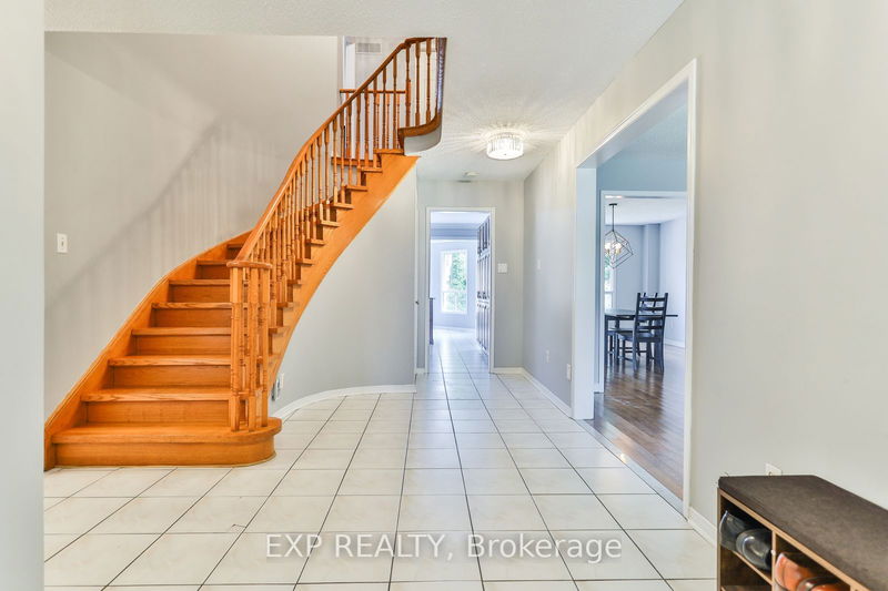 Preview image for 3178 Huxley Dr, Mississauga