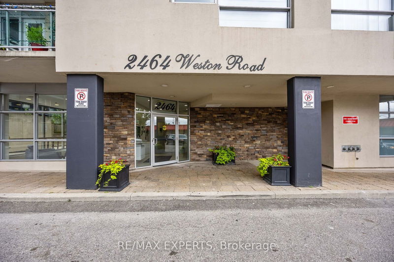 Preview image for 2464 Weston Rd #402, Toronto