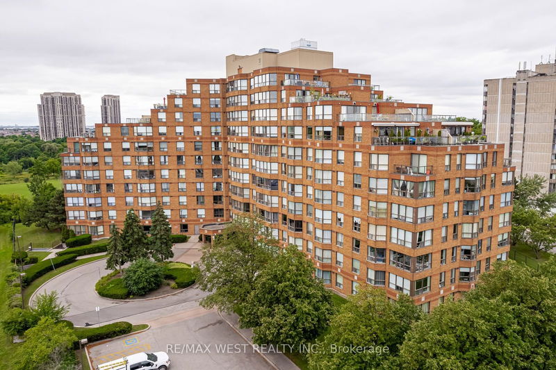 Preview image for 6 Humberline Dr #320, Toronto