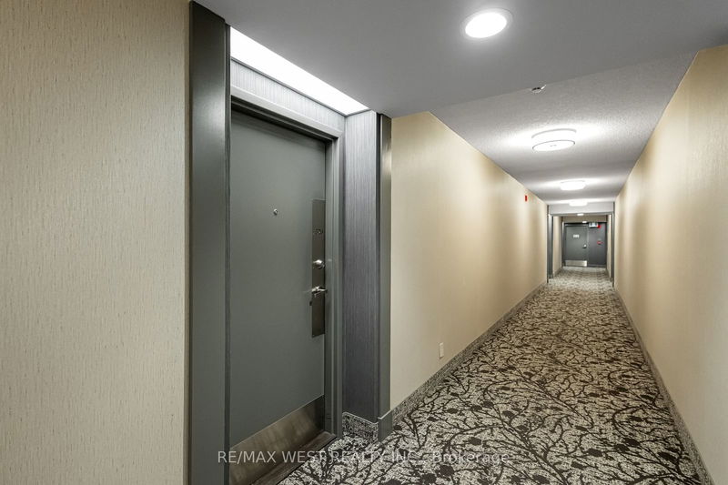 Preview image for 6 Humberline Dr #320, Toronto