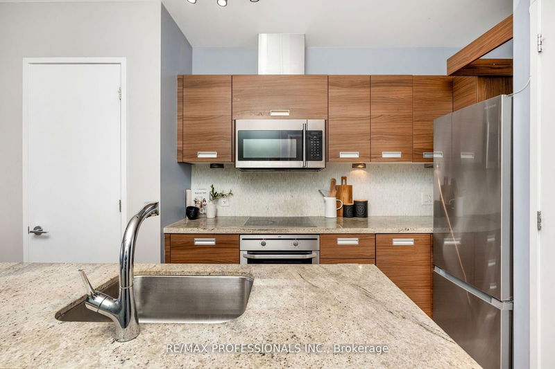 Preview image for 88 Park Lawn Rd #602, Toronto