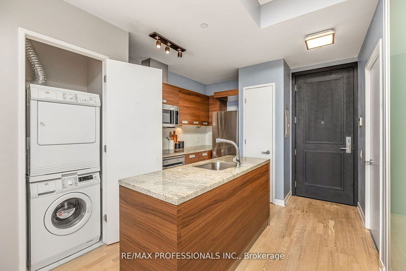 Preview image for 88 Park Lawn Rd #602, Toronto