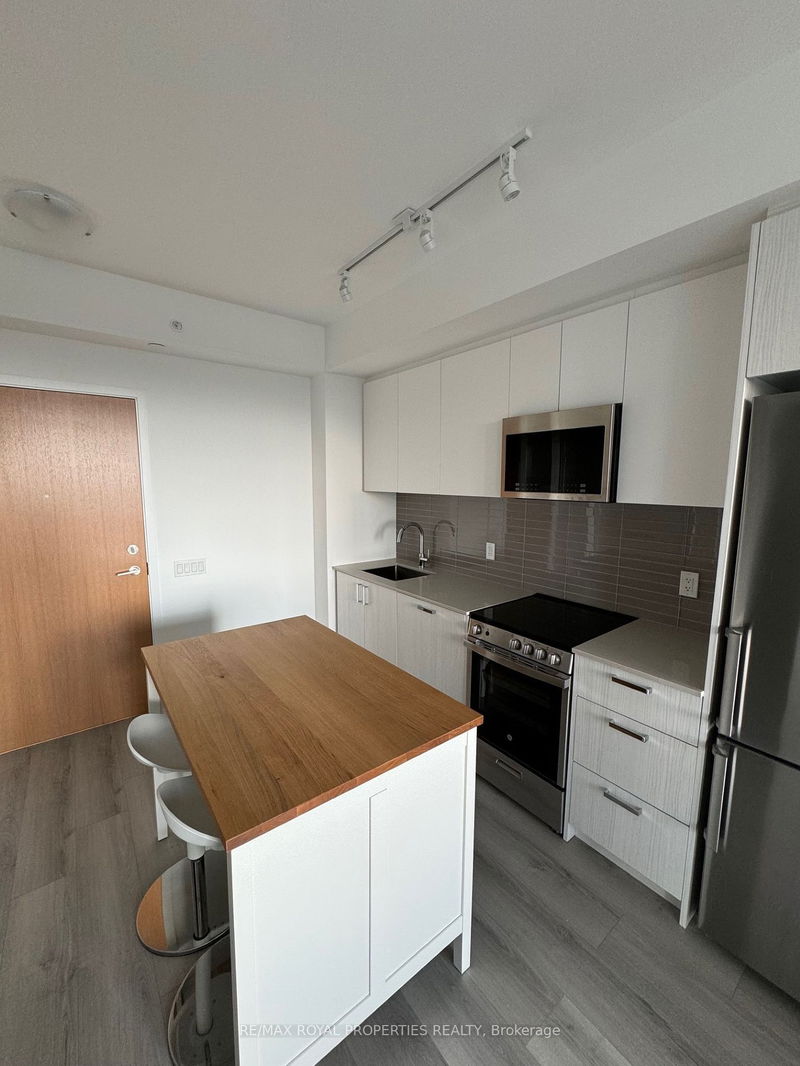 Preview image for 1787 St Clair Ave W #509, Toronto