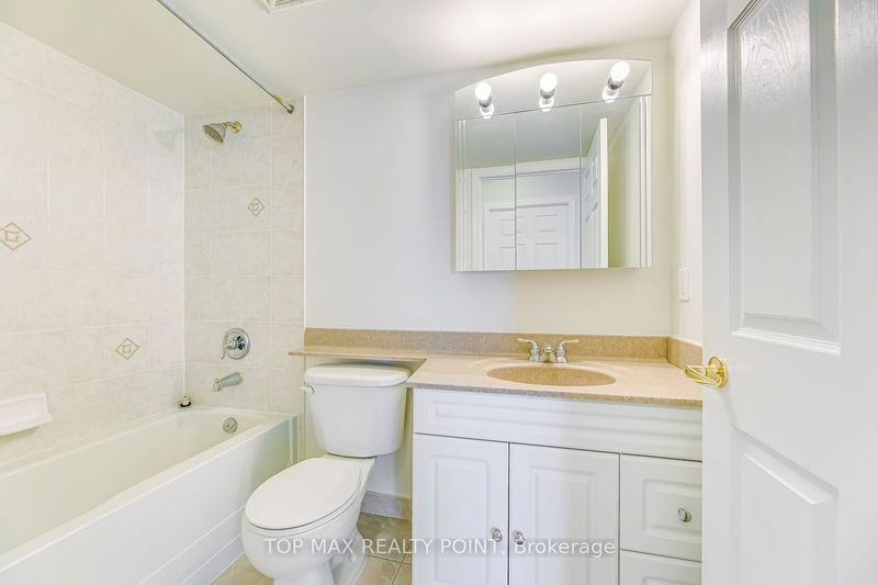 Preview image for 4889 Kimbermount Ave #1505, Mississauga