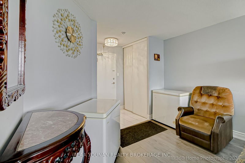 Preview image for 1 Rowntree Rd #1206, Toronto